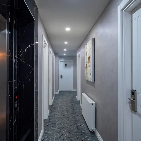 Efes Hotel 3*
