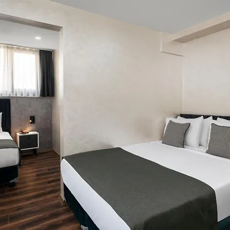 Efes Hotell *