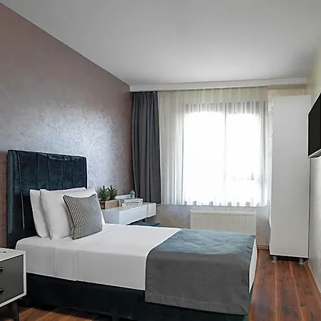 Efes Hotel 3*